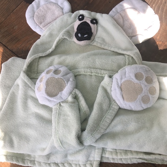 Piccolo Bambino light green koala hooded towel - Picture 2 of 4